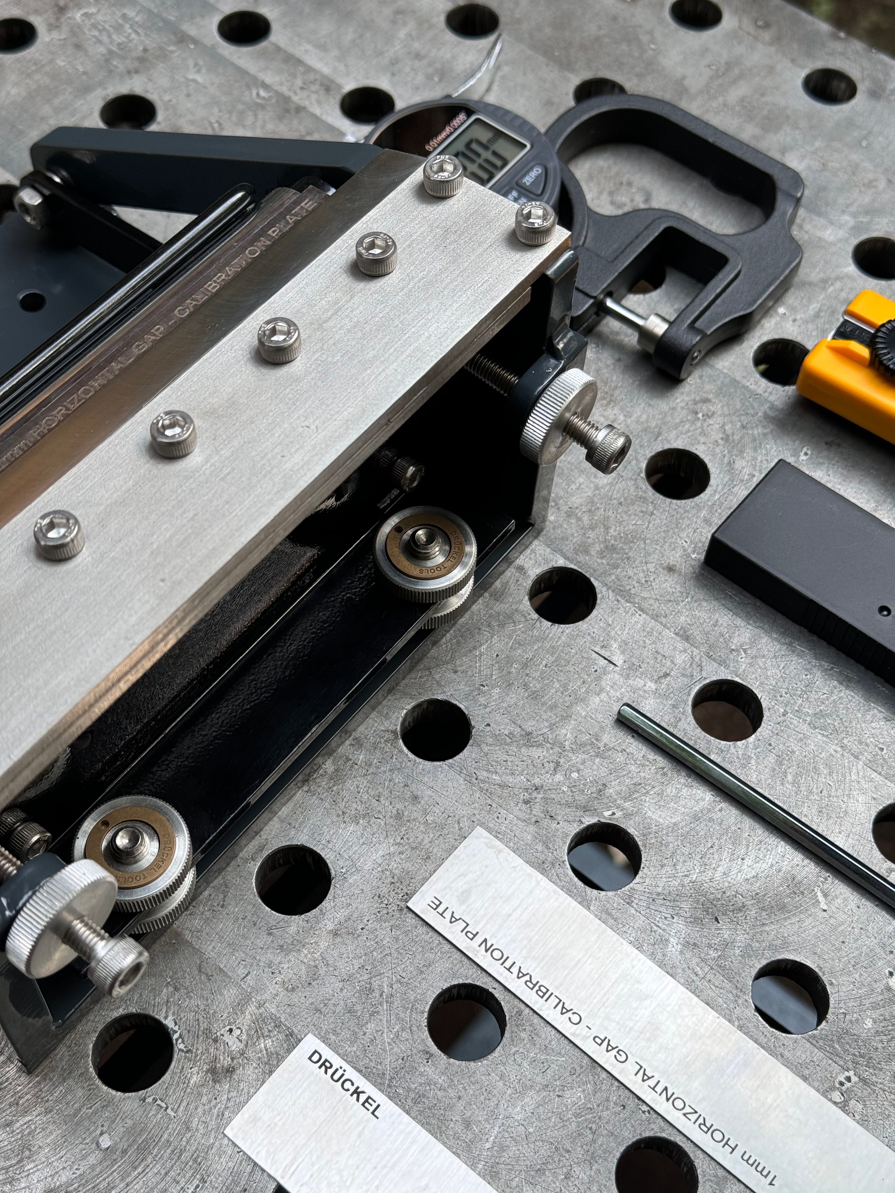 [PRE-ORDER] Druckel Leather Splitter V3